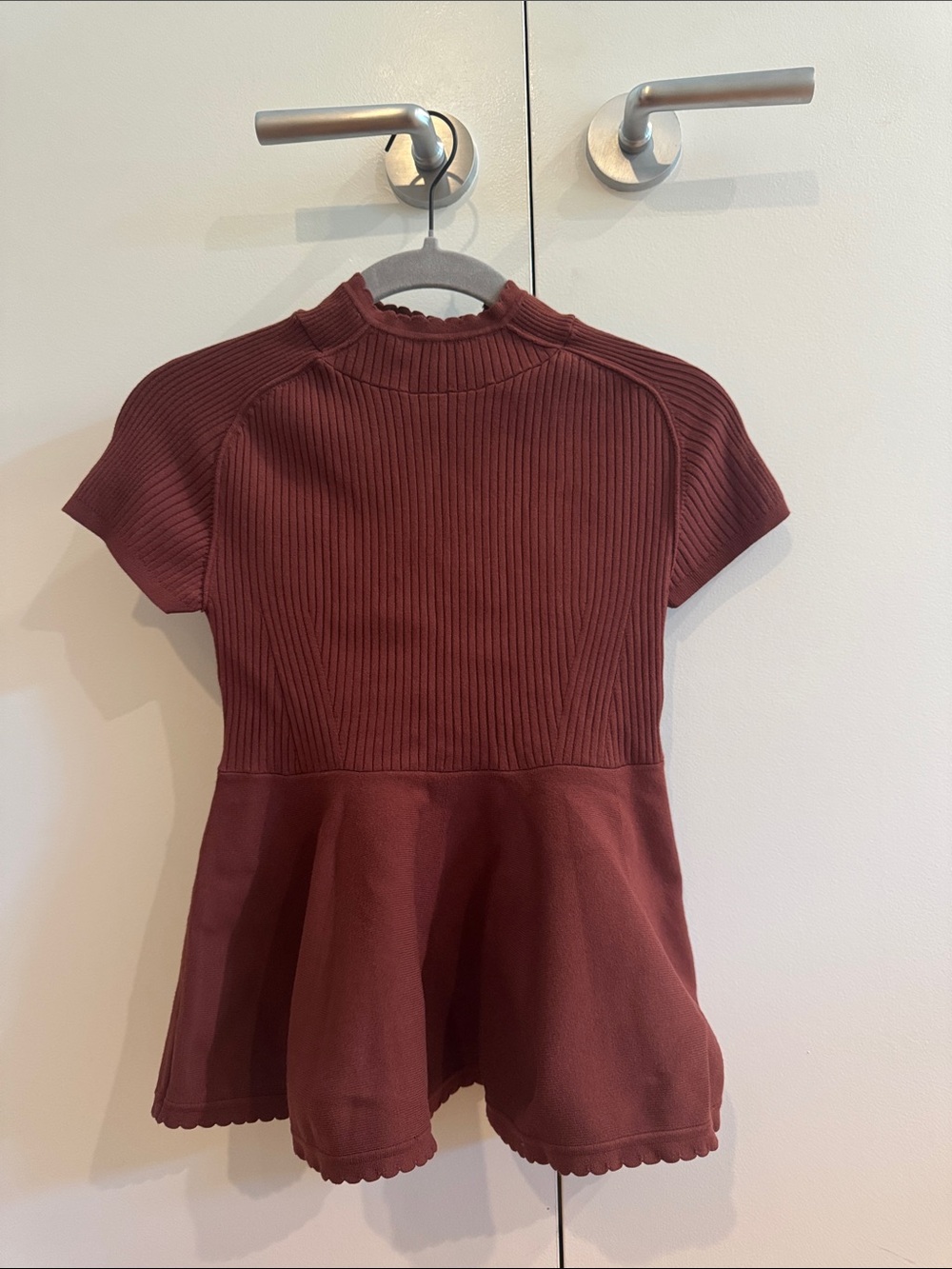 Maeve Ribbed Mock-Neck Top in Deep Rust